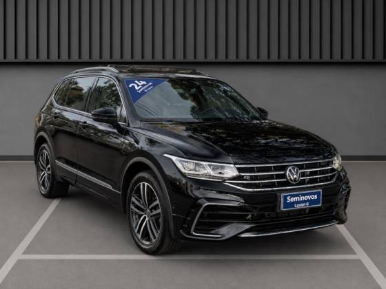 VOLKSWAGEN TIGUAN 2.0 300 TSI GASOLINA ALLSPACE R-LINE AUTOMÁTICO VOLKSWAGEN TIGUAN 2.0 300 TSI GASOLINA ALLSPACE R-LINE AUTOMÁTICO